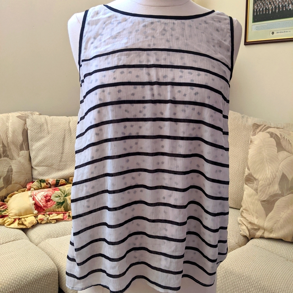 Classic white and black striped top with polka dot